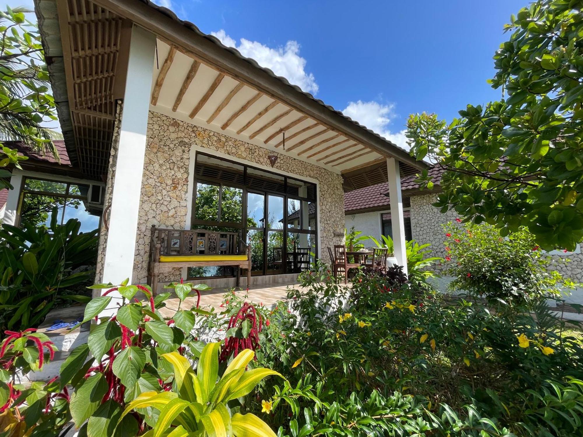 Z-Breeze Zanzibar Hotel Kiwengwa  Exterior photo